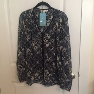 cabi Fall 14 Fatale Blouse, sz L.